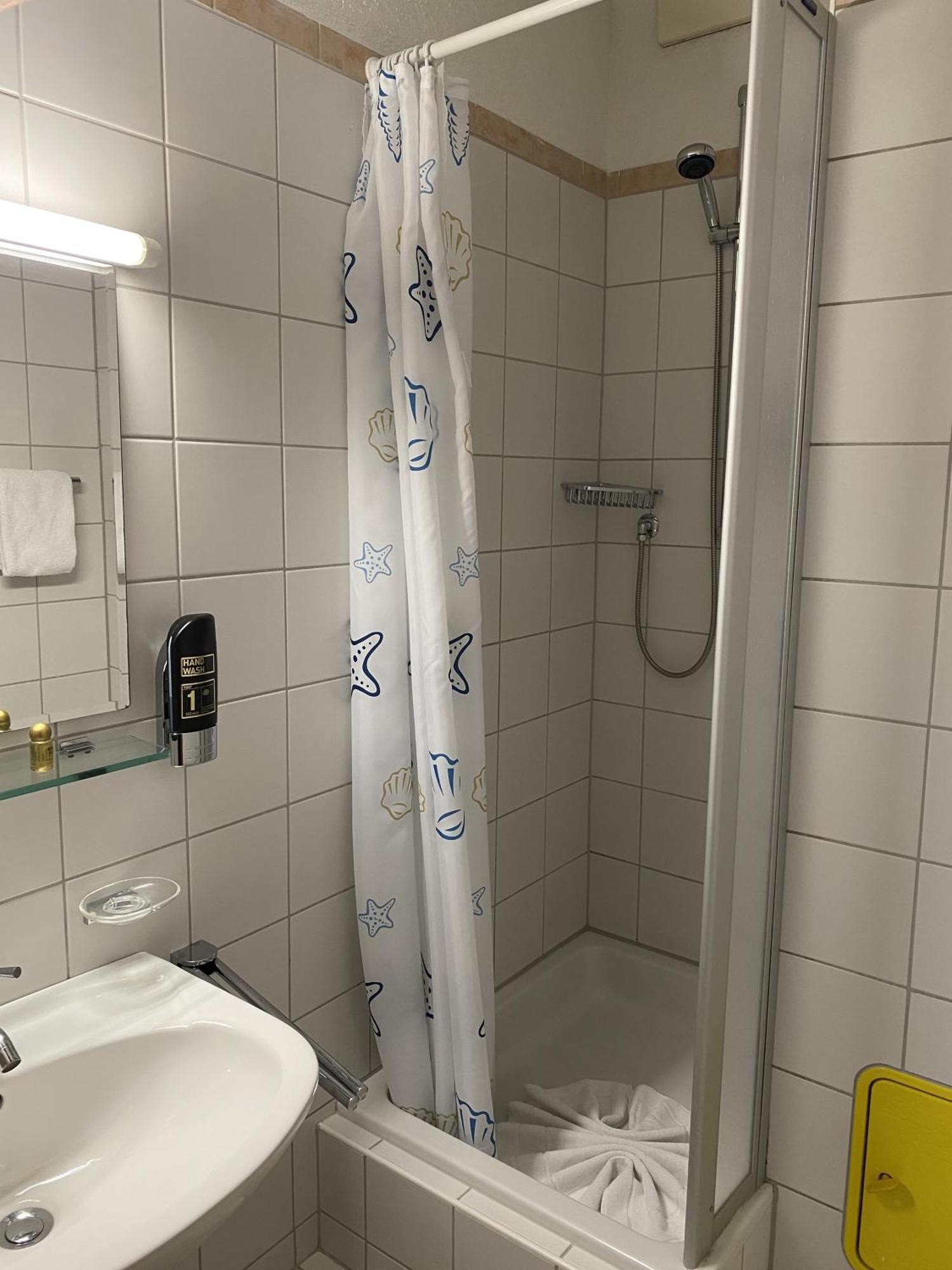 Fuchswirt Kelchsau Landgasthof-Hotel هوبفغراتن إم بريكسنتال المظهر الخارجي الصورة